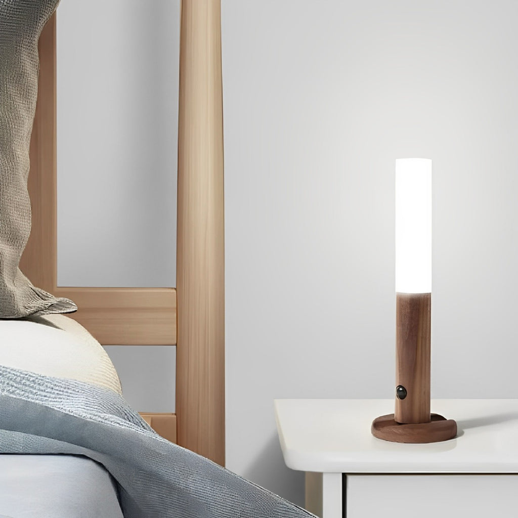 1 MotionBright™ – Luminária LED com Sensor de Movimento